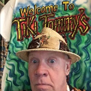 Meet your Posher, Tom